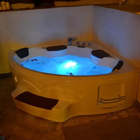 Ortaccio Relais & Private Spa Holiday home *